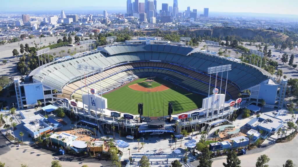 El Dodger Stadium sería la potencial sede del béisbol y sóftbol durante los Juegos Olímpicos de 2028.